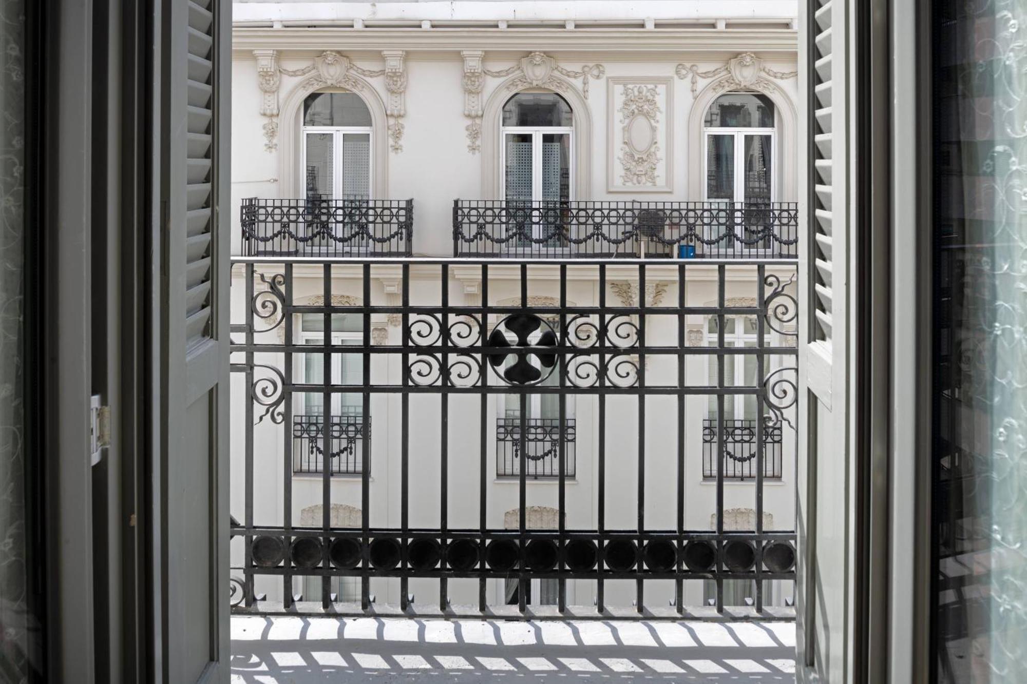Palacio Santa Clara, Autograph Collection Валенсия Экстерьер фото